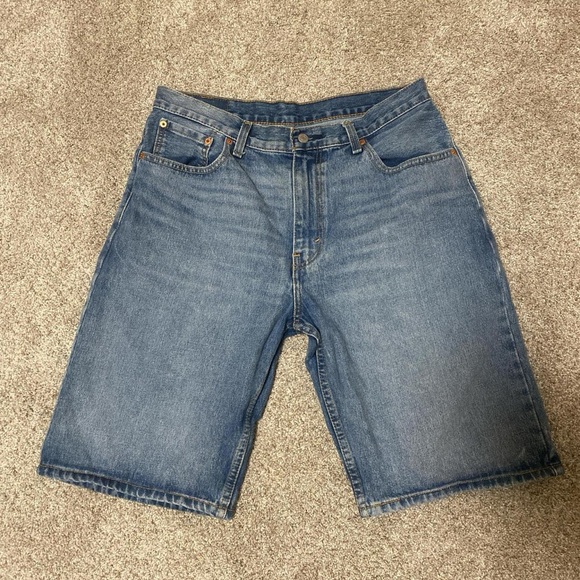 Levi’s 569 Loose Fit Denim Men's Jean Shorts - Picture 1 of 5
